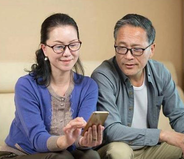 老年人如何戴老花鏡？注意四大錯(cuò)誤