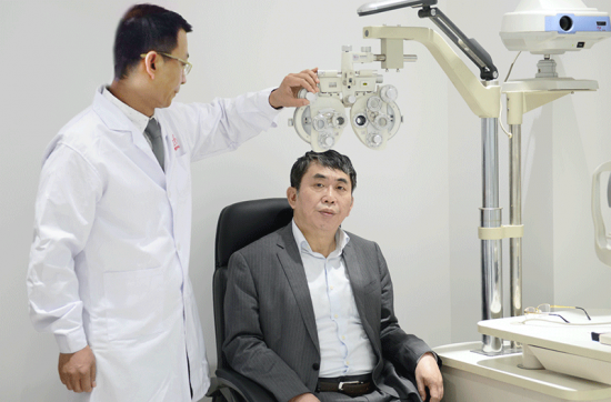 美麗島多焦鏡:十六年的堅守，只為老花眼打磨一副多焦鏡